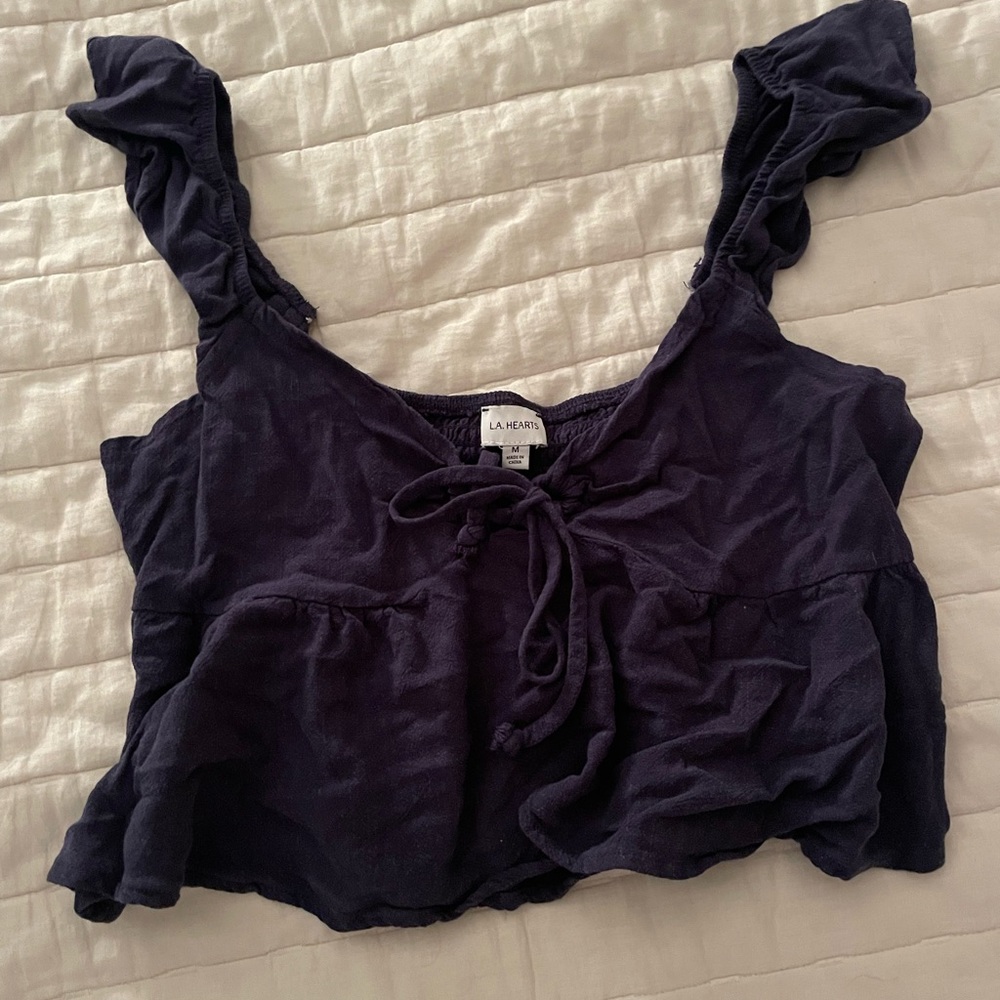 Navy blue Ruffled top in medium